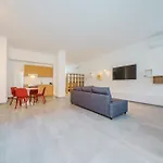 Casa Stadera - Metro Abbiategrasso & Parking * Milán