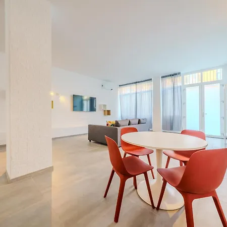 Apartamento Casa Stadera - Metro Abbiategrasso & Parking Milán